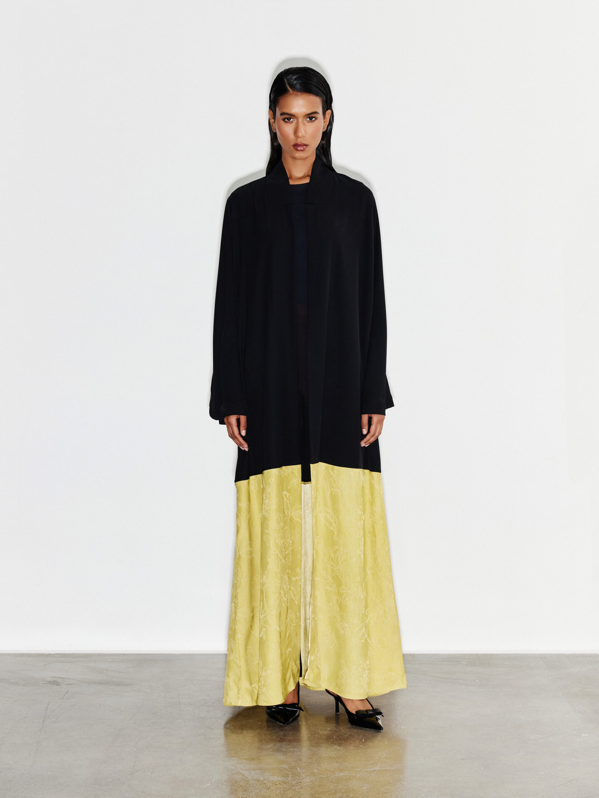 HA24-000SS6 THE HIVE