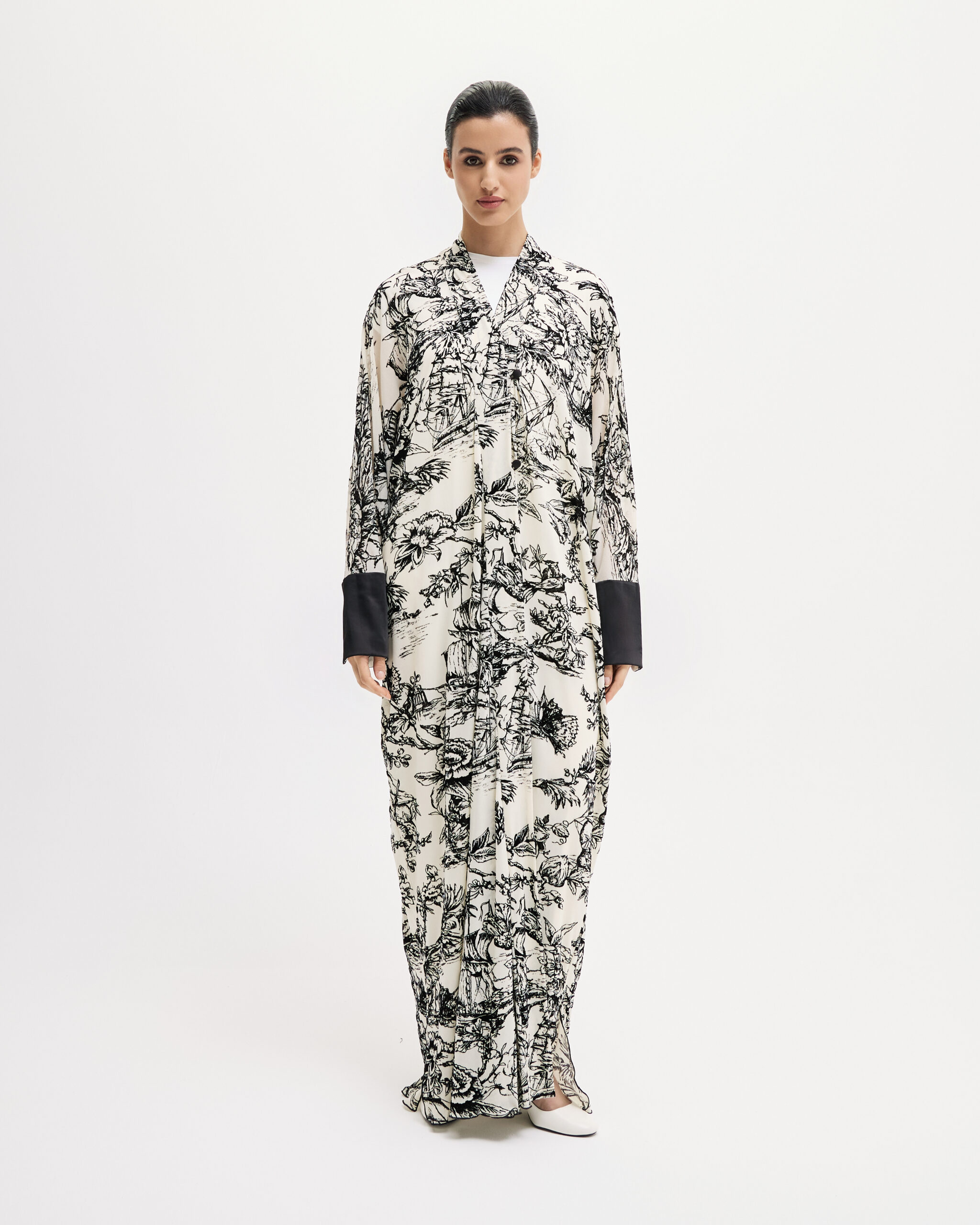 HA25-000W6 WHITE PRINTED VELVET