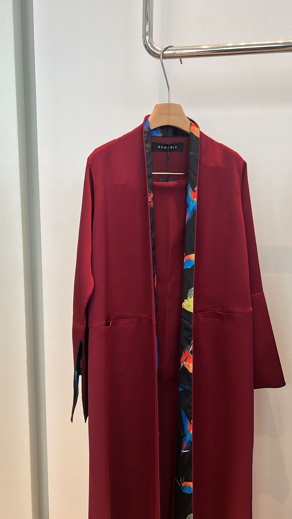 HA23-0000W7 MAROON BIRD