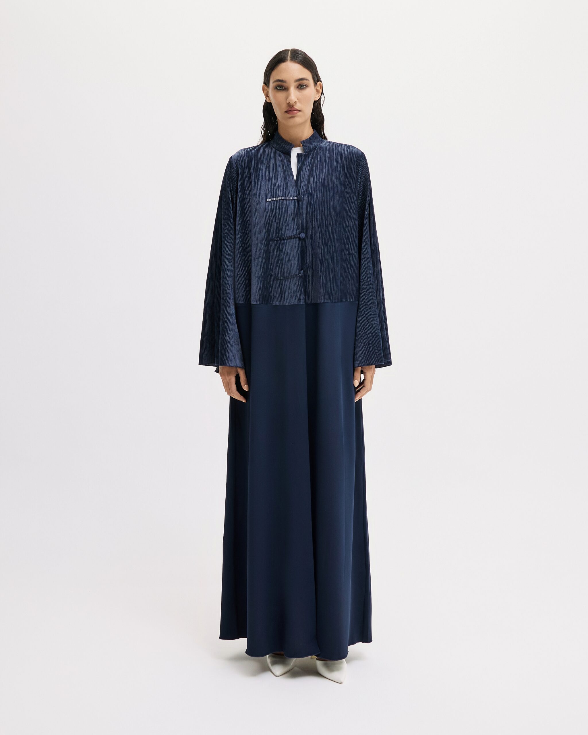 HA25-000W18 FORMAL BLUE VELVET