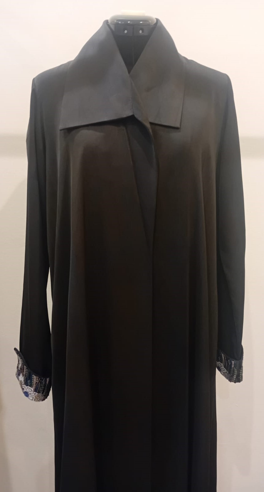 HA25-000W28 BEADED SILK